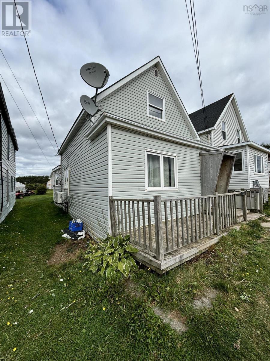23 Quincy Street, Inverness, Nova Scotia