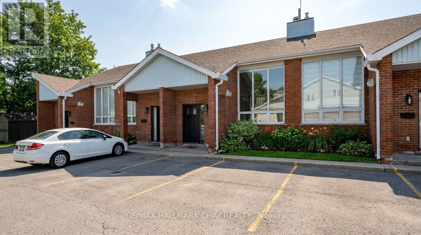 3 - 355 BLAKE STREET, Barrie, Ontario