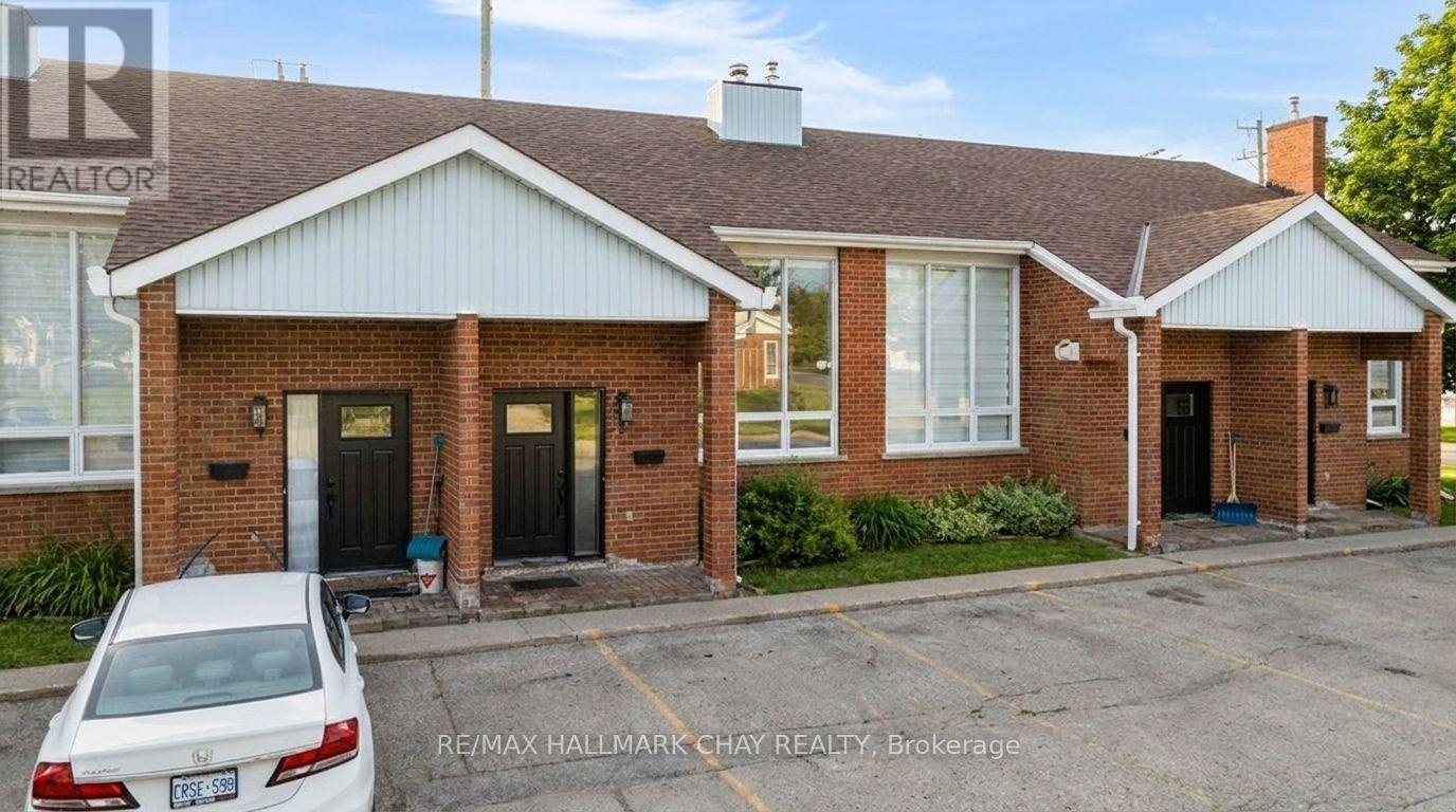 3 - 355 Blake Street, Barrie, Ontario  L4M 1L1 - Photo 2 - S12761446