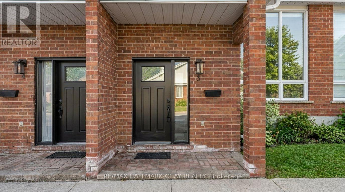 3 - 355 Blake Street, Barrie, Ontario  L4M 1L1 - Photo 3 - S12761446