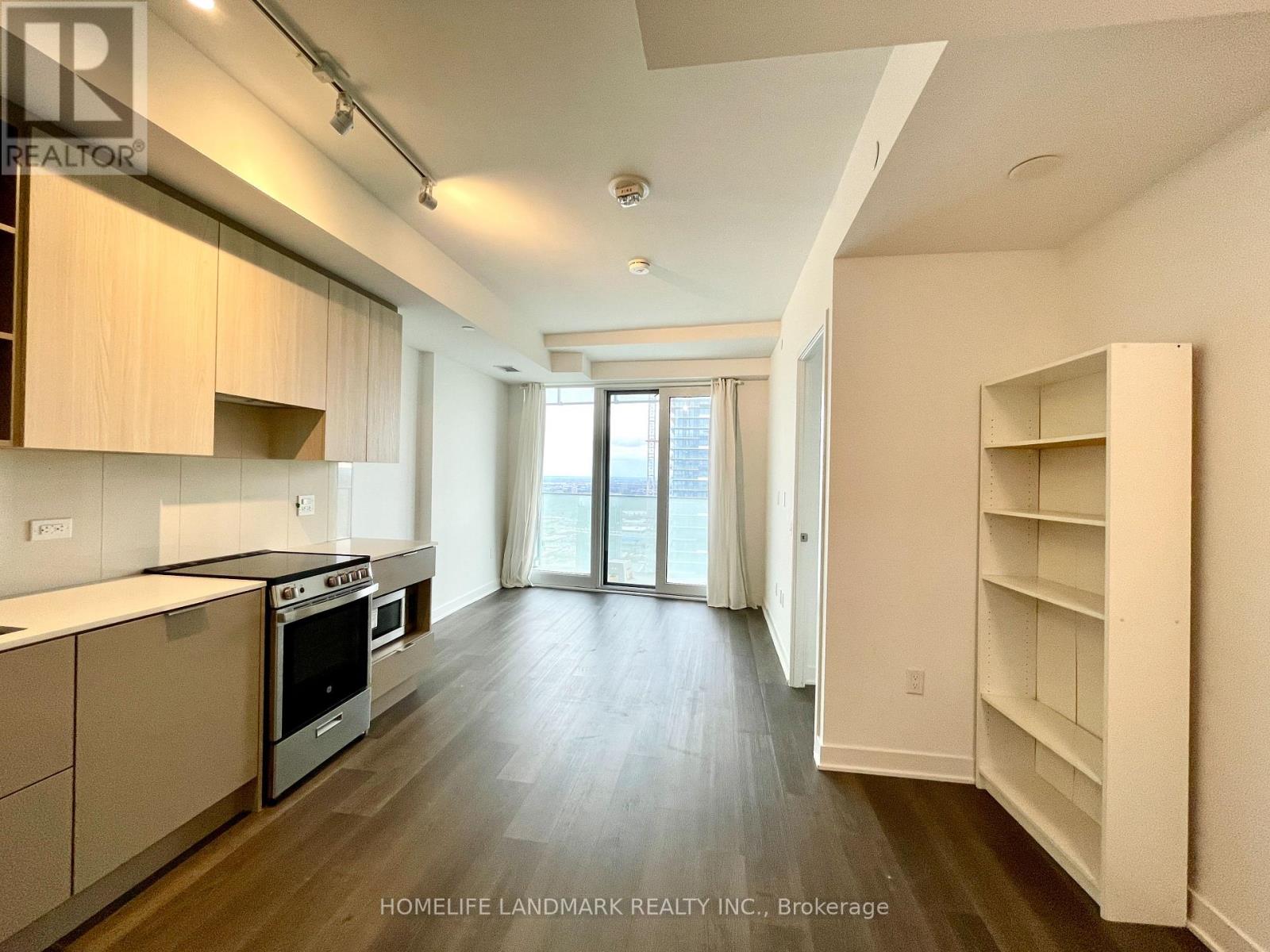 5607 - 3900 Confederation Parkway, Mississauga, Ontario  M5B 0M3 - Photo 8 - W13017830