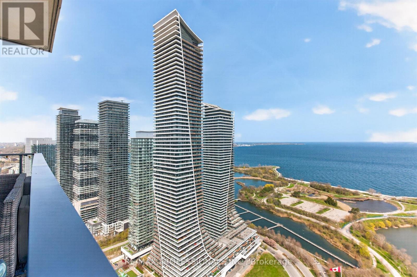 Uph01 - 2200 Lake Shore Boulevard W, Toronto, Ontario  M8V 1A4 - Photo 38 - W13089692
