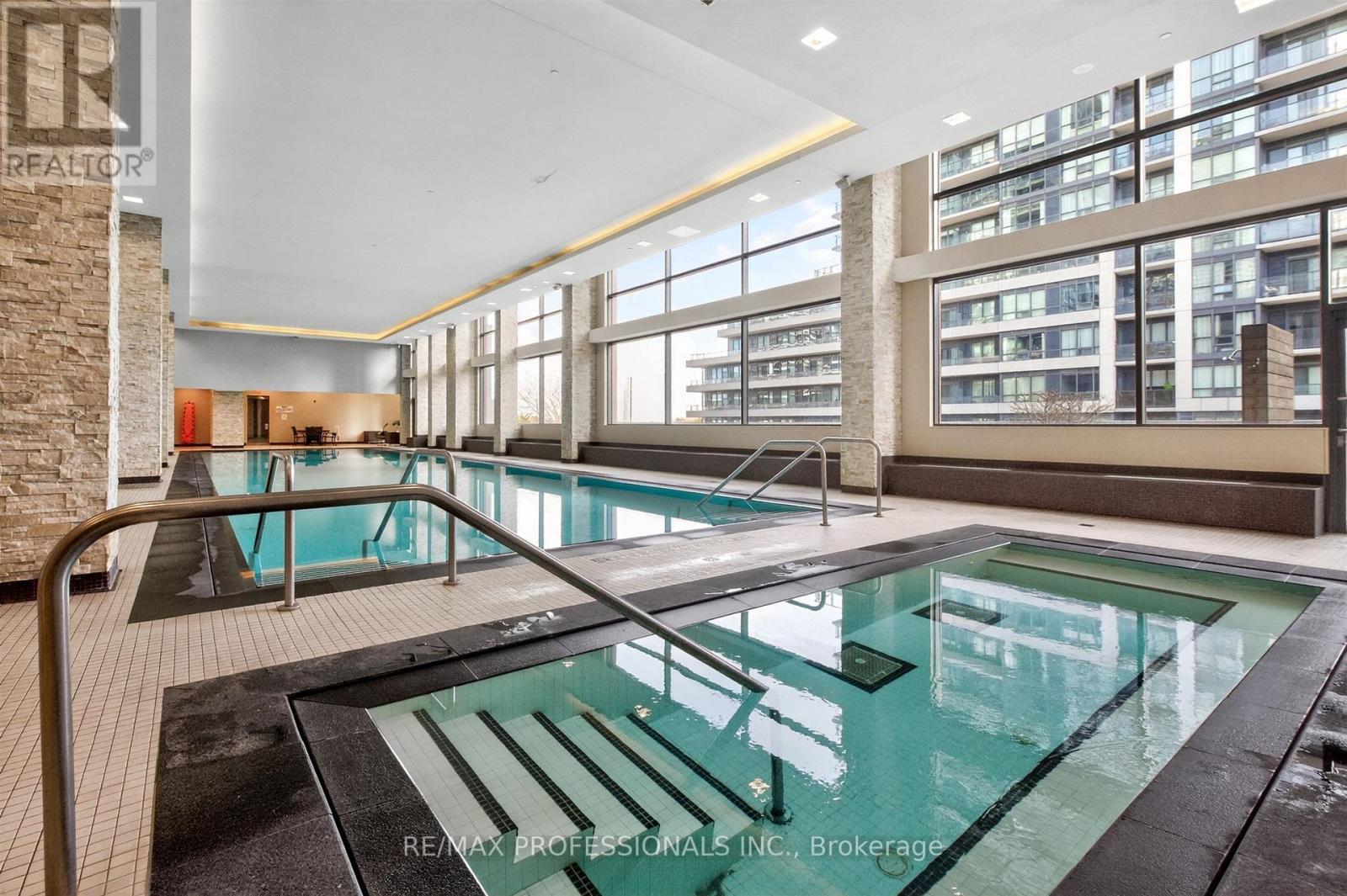 Uph01 - 2200 Lake Shore Boulevard W, Toronto, Ontario  M8V 1A4 - Photo 40 - W13089692