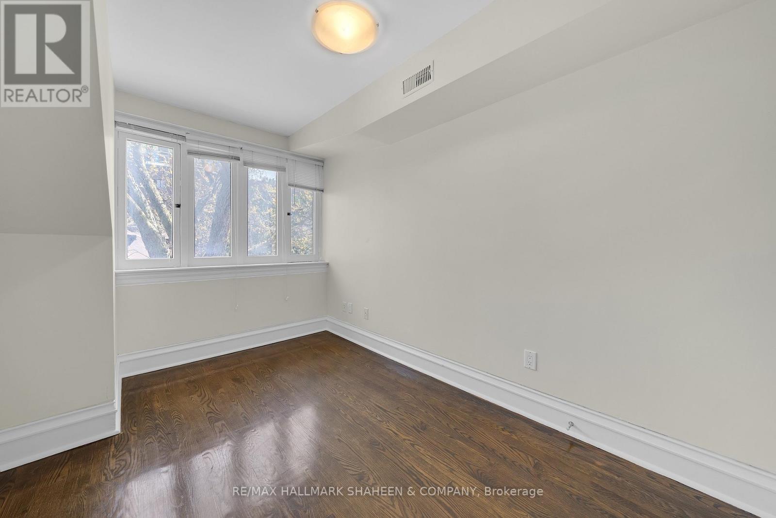 3 - 12 Foxbar Road, Toronto, Ontario  M4V 2G6 - Photo 6 - C13072836