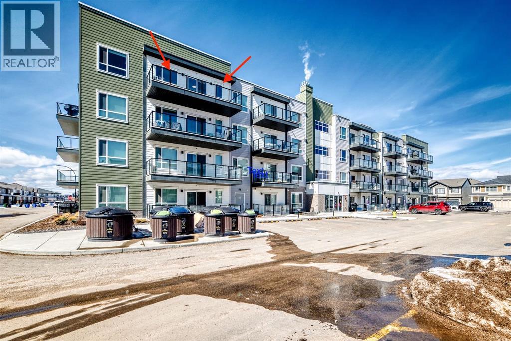 1402, 33 Carringham Gate Nw, Calgary, Alberta  T3P 2H6 - Photo 1 - A2298754
