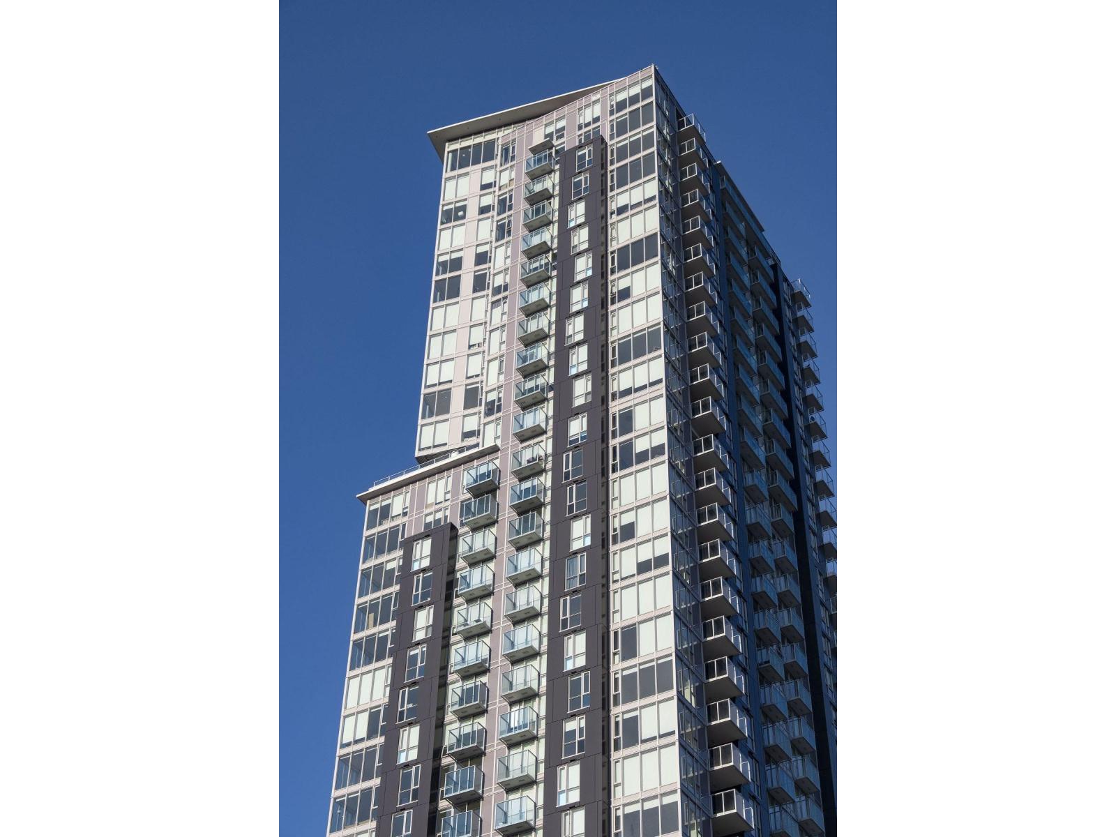 1711 13438 Central Avenue, Surrey, British Columbia  V3T 0N2 - Photo 4 - R3082238