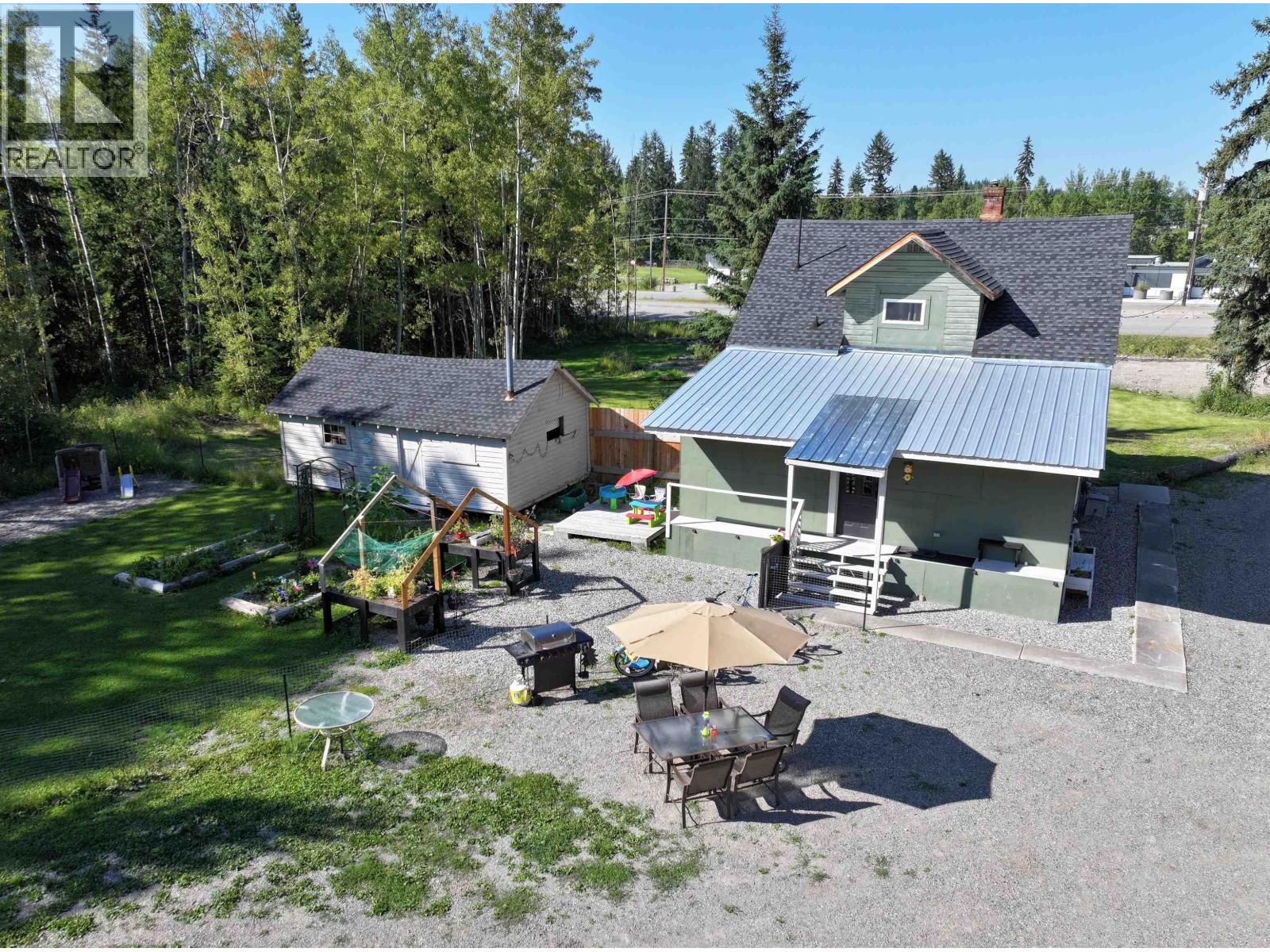 2071 Blackwater Road, Quesnel, British Columbia  V2J 7B4 - Photo 4 - R3119588