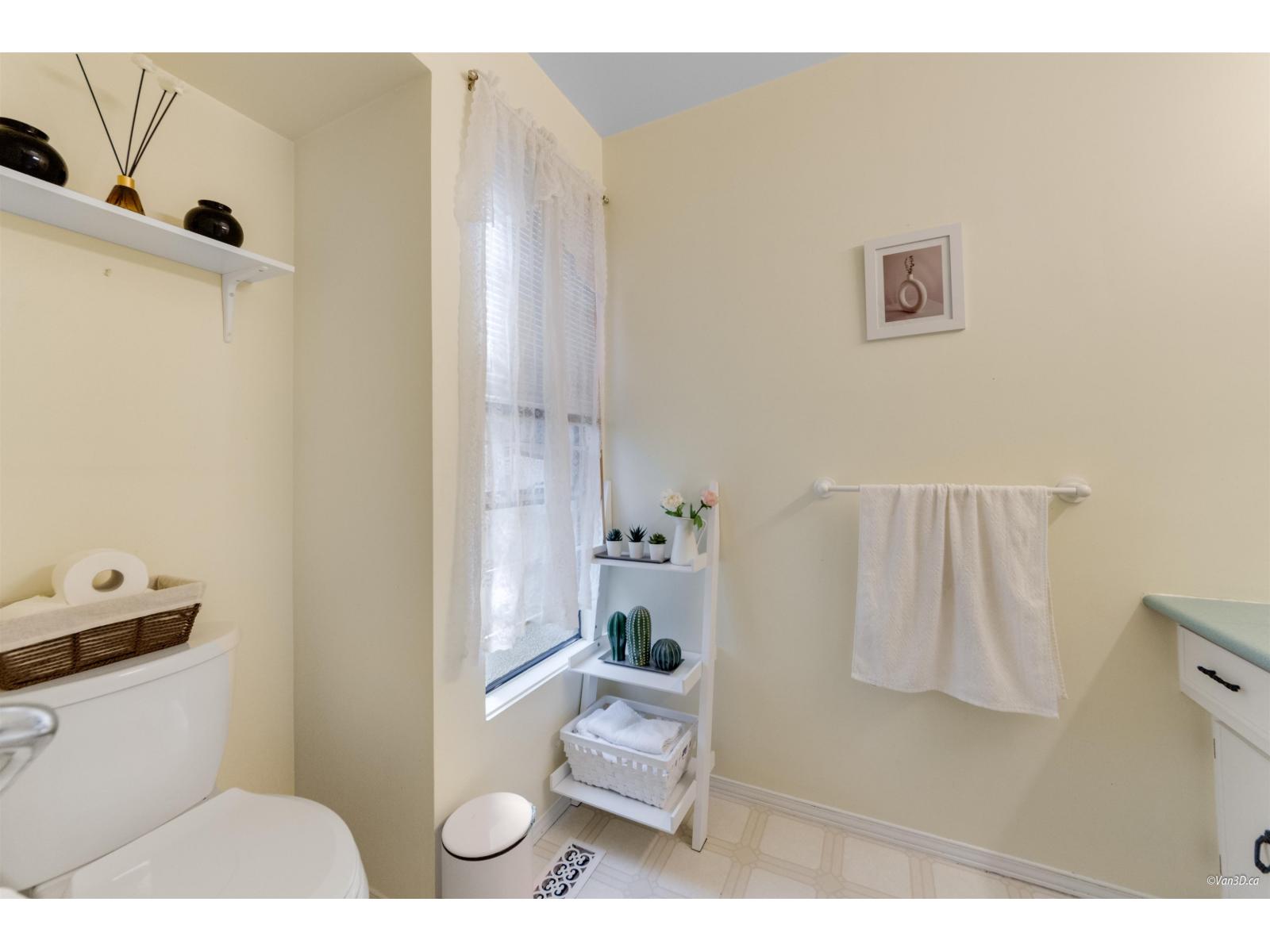 72 13756 Central Avenue, Surrey, British Columbia  V3T 1R9 - Photo 9 - R3120247