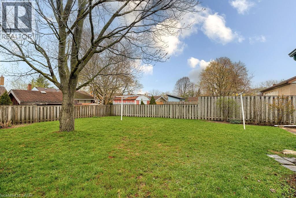 10 Elmwood Avenue, Kitchener, Ontario  N2H 6G4 - Photo 36 - 40825223