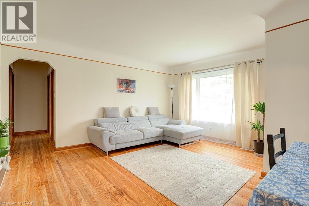 10 Elmwood Avenue, Kitchener, Ontario  N2H 6G4 - Photo 4 - 40825223