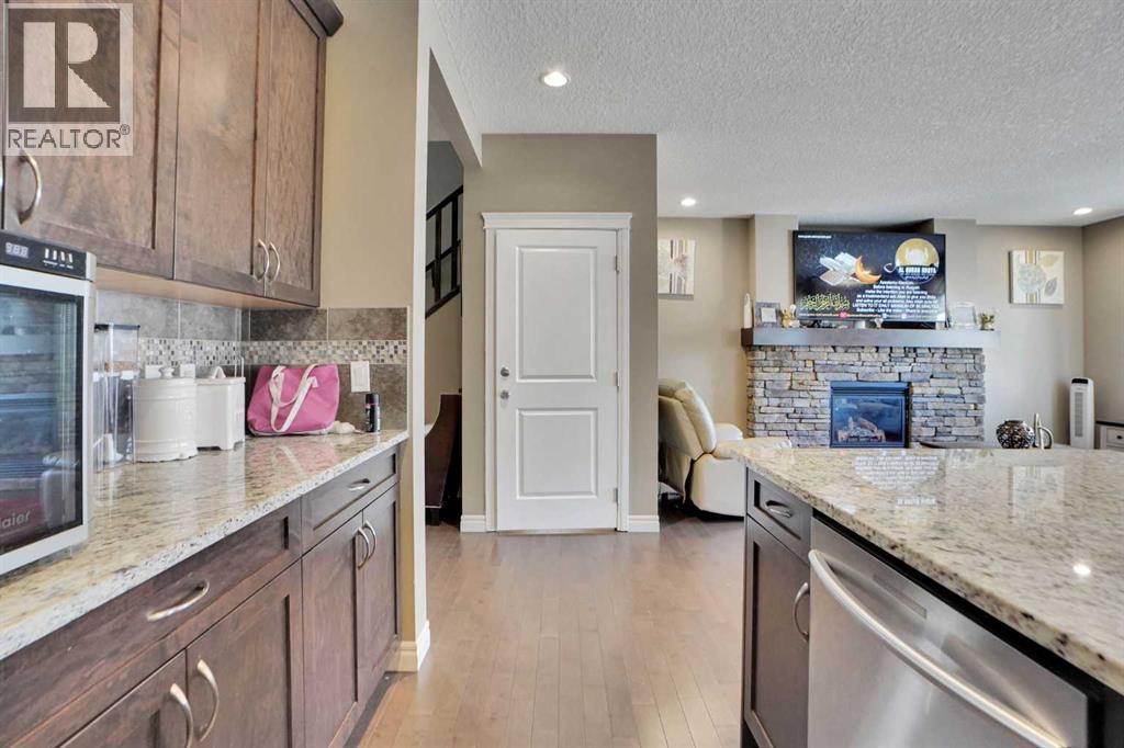 46 Mahogany Passage Se, Calgary, Alberta  T3M 2K5 - Photo 7 - A2308033