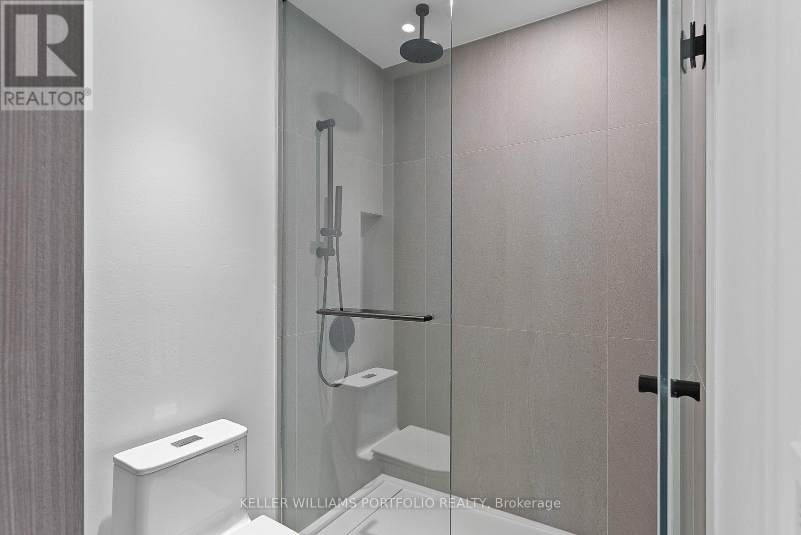 3011 - 55 Charles Street E, Toronto, Ontario  M4Y 0J1 - Photo 13 - C13091314