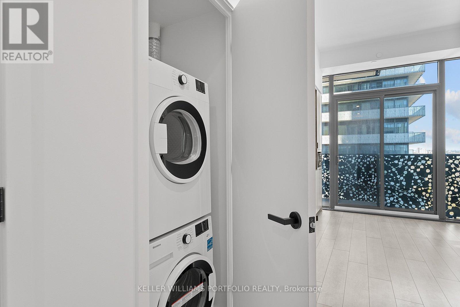 3011 - 55 Charles Street E, Toronto, Ontario  M4Y 0J1 - Photo 14 - C13091314