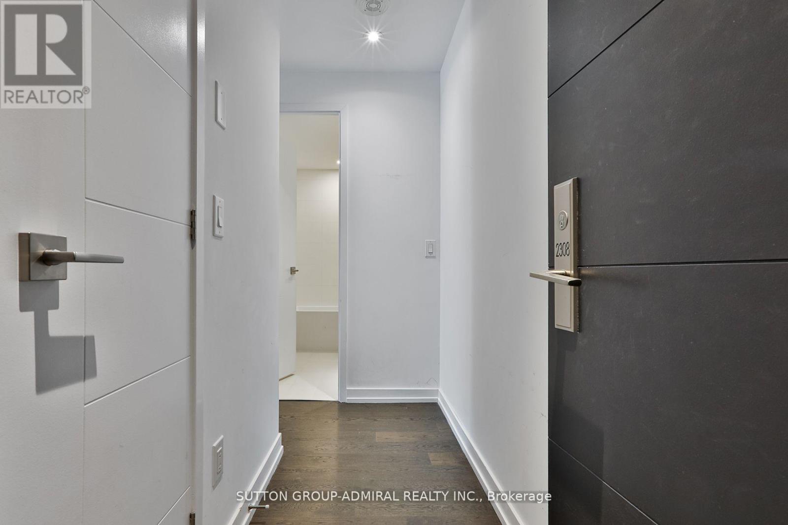 2308 - 488 University Avenue, Toronto (Kensington-Chinatown), Ontario  M5G 0C1 - Photo 3 - C13091370