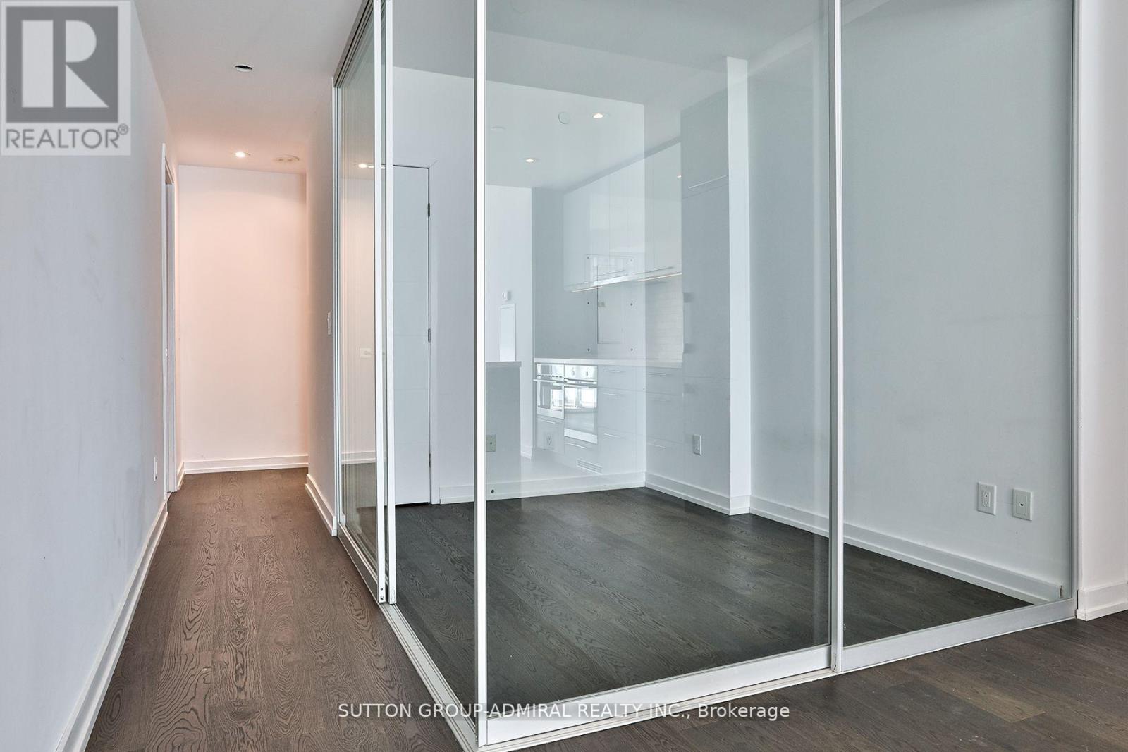 2308 - 488 University Avenue, Toronto (Kensington-Chinatown), Ontario  M5G 0C1 - Photo 9 - C13091370