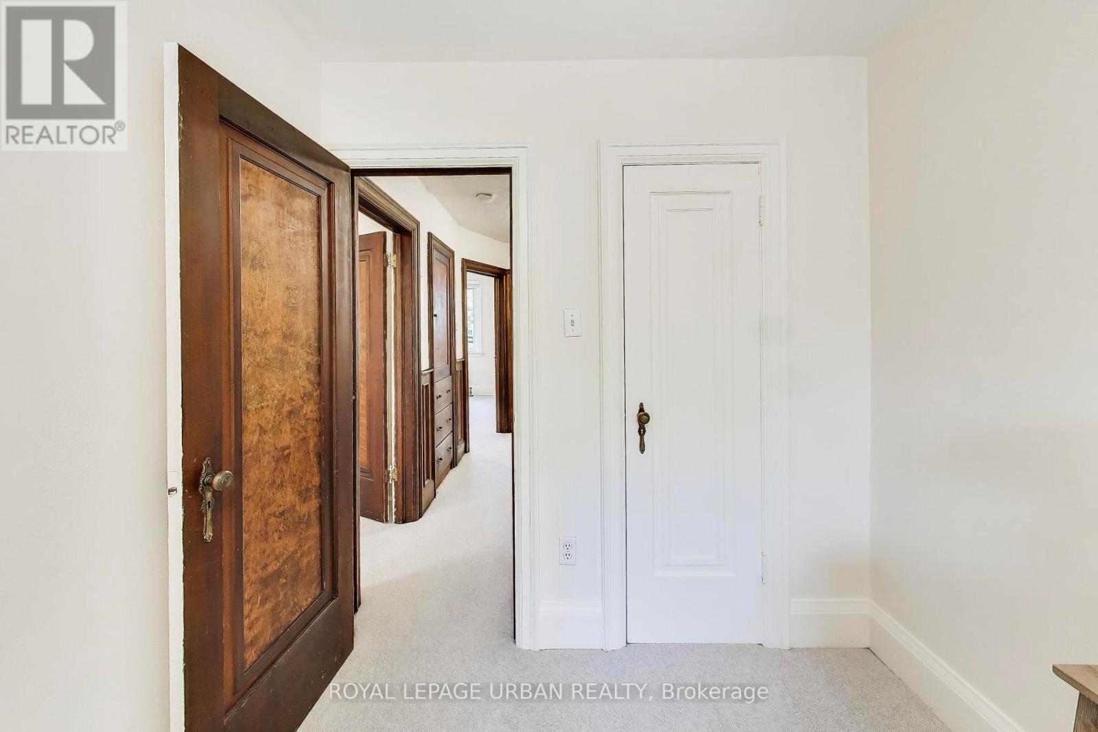 176 Davisville Avenue, Toronto, Ontario  M4S 1E8 - Photo 23 - C13091480