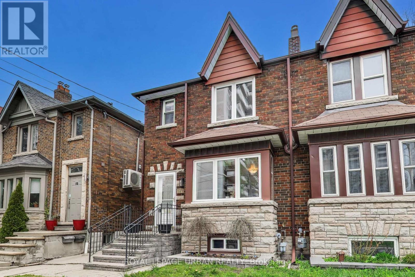 176 Davisville Avenue, Toronto, Ontario  M4S 1E8 - Photo 3 - C13091480