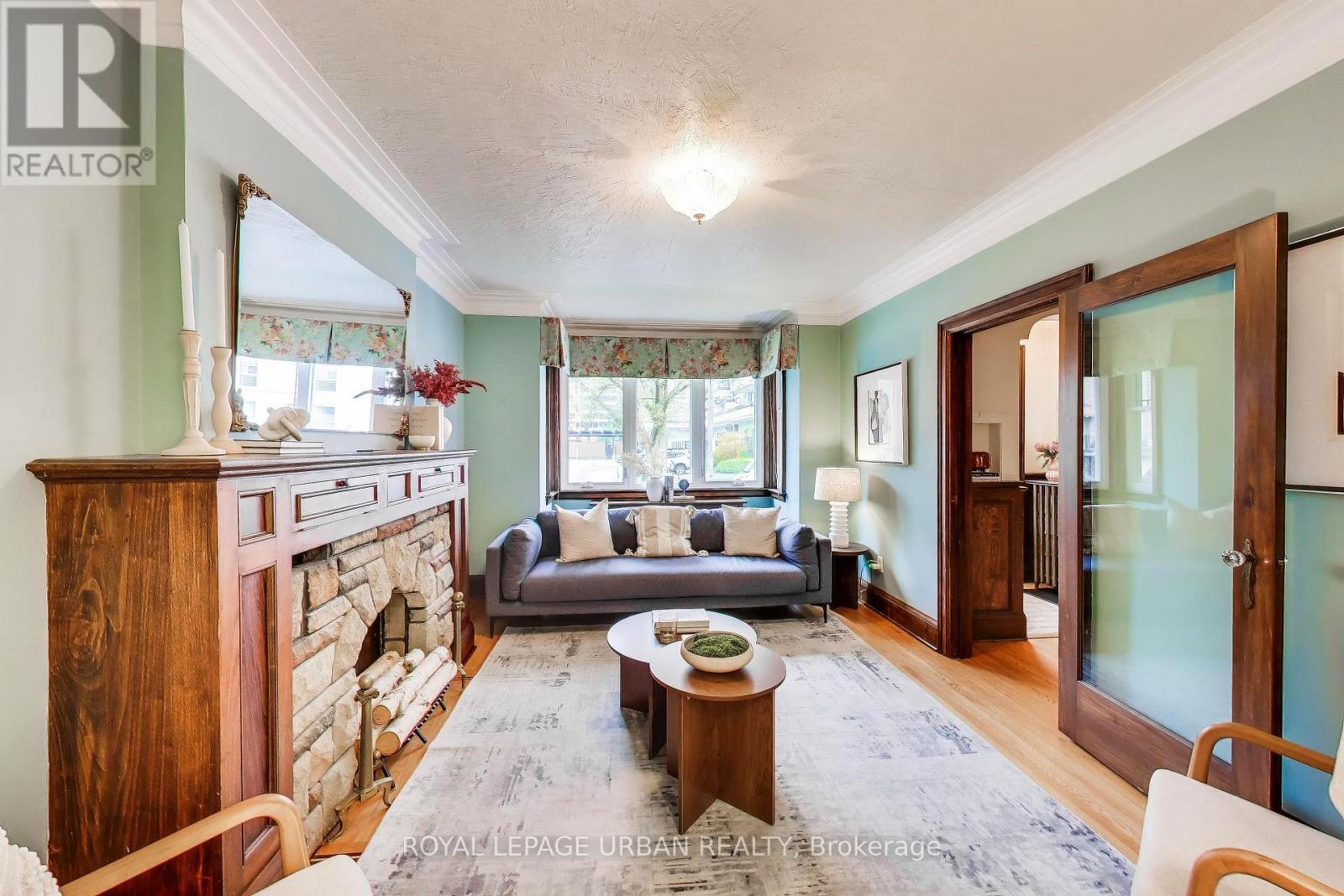 176 Davisville Avenue, Toronto, Ontario  M4S 1E8 - Photo 8 - C13091480