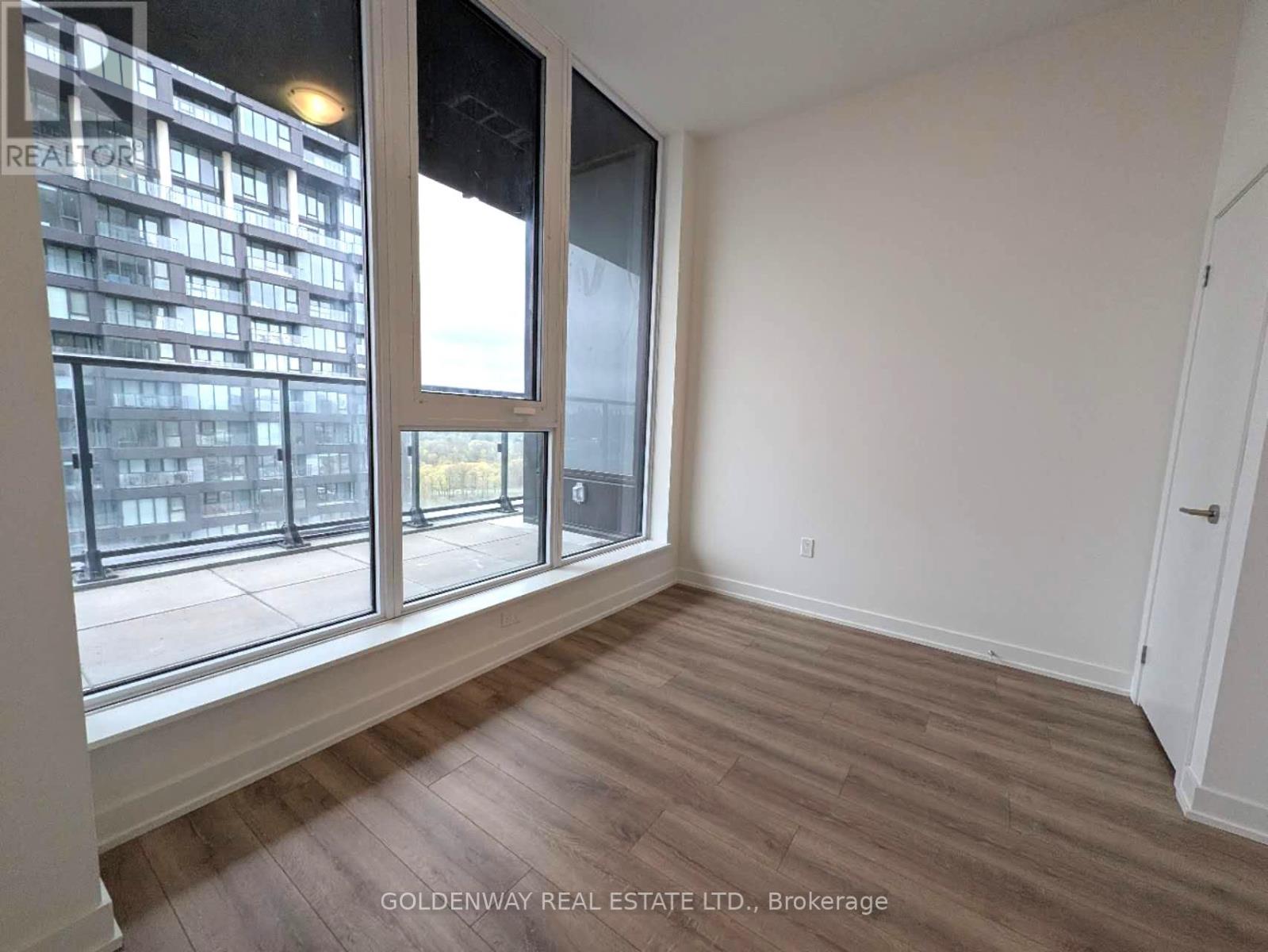 2301 - 5 Quarrington Lane, Toronto, Ontario  M3C 0S4 - Photo 12 - C13091602