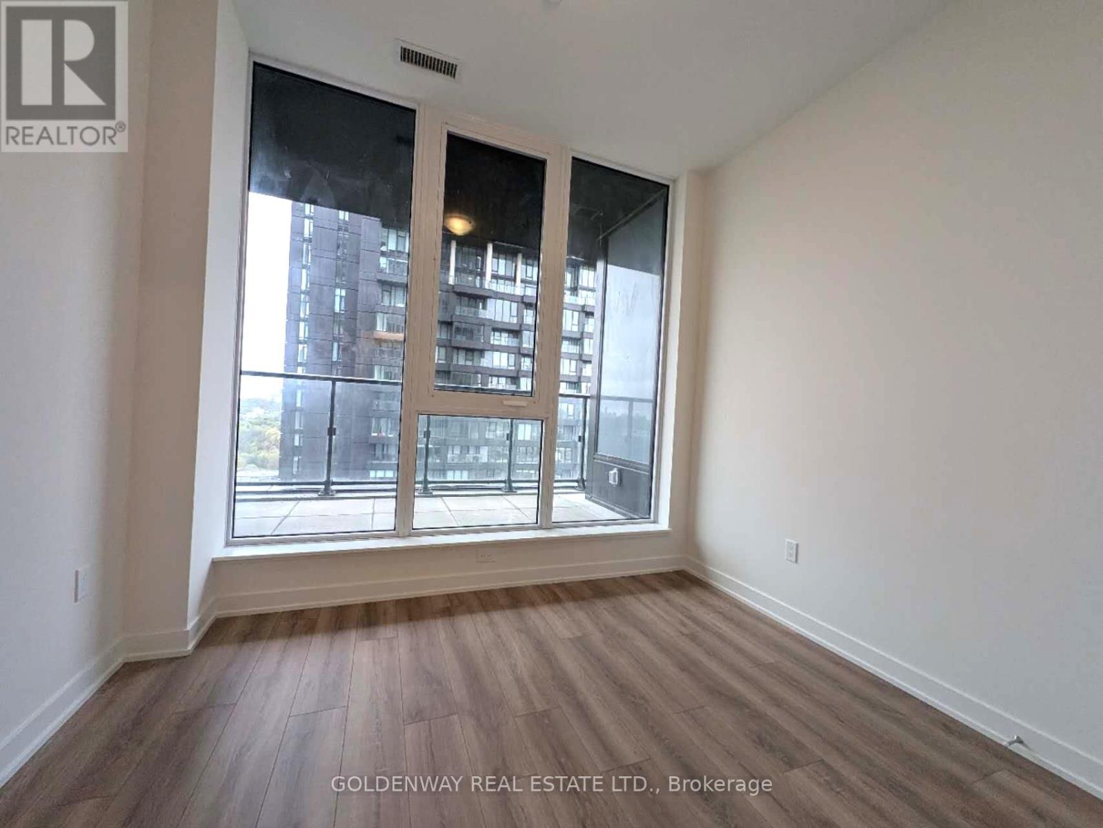 2301 - 5 Quarrington Lane, Toronto, Ontario  M3C 0S4 - Photo 13 - C13091602