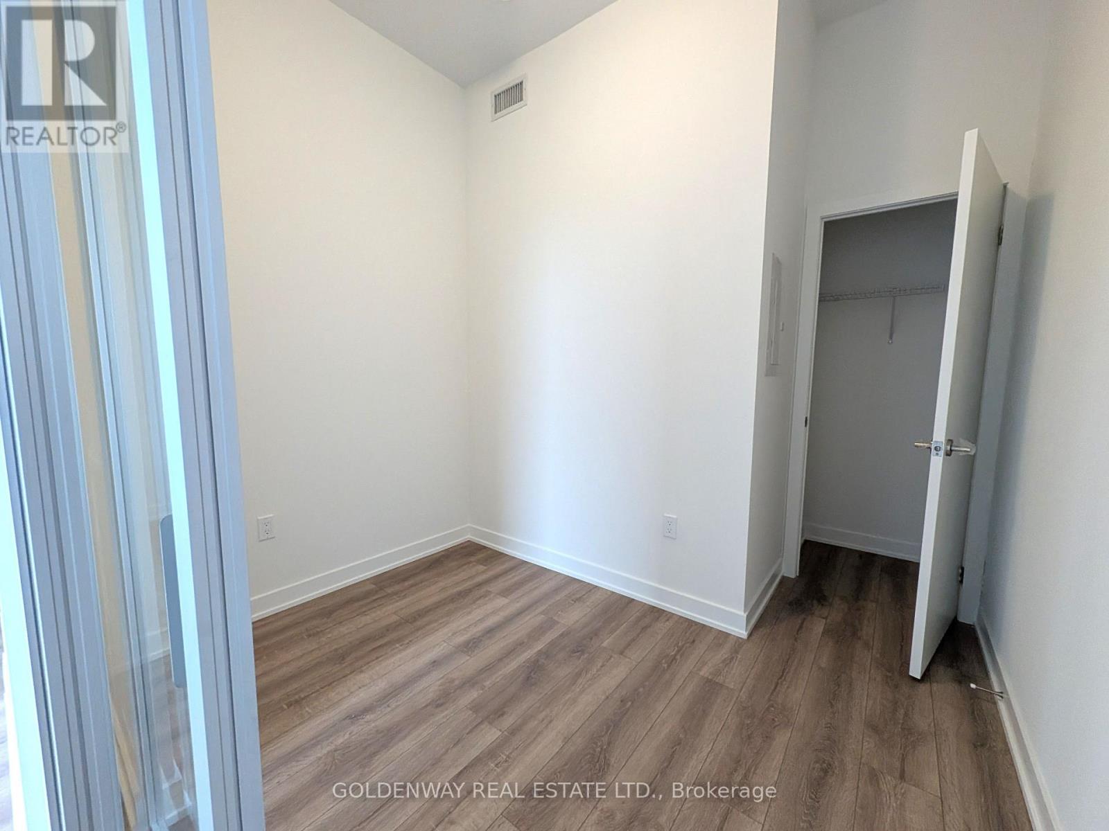 2301 - 5 Quarrington Lane, Toronto, Ontario  M3C 0S4 - Photo 15 - C13091602