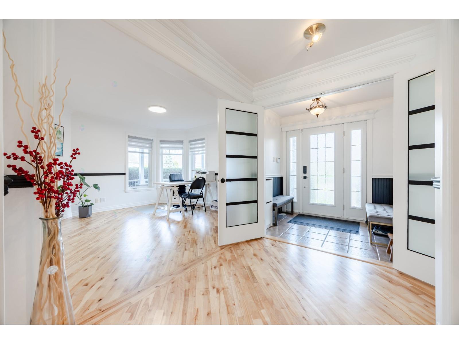 4153 Rue de l'Anémone Saint-Bruno-de-Montarville Quebec Canada J3V6J7 4