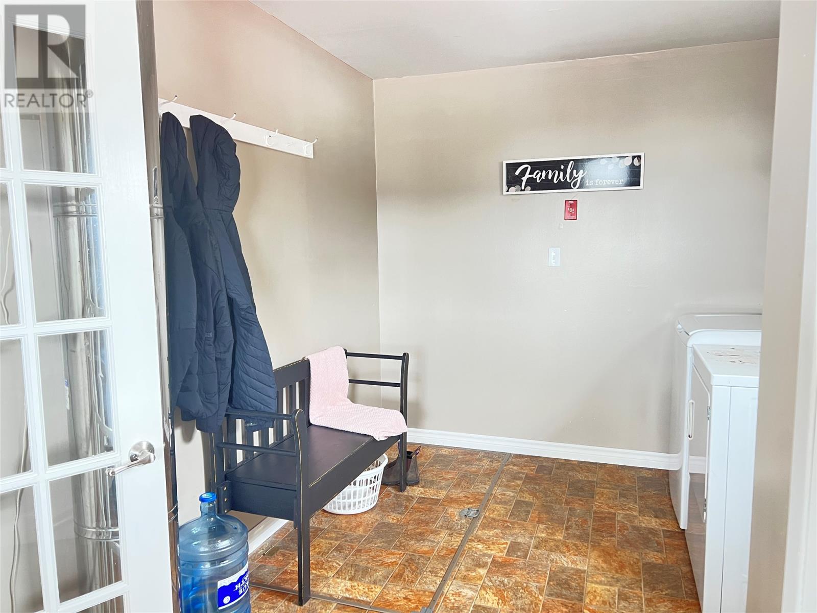 276 Main Street, Springdale, Newfoundland & Labrador  A0J 1T0 - Photo 3 - 1296309