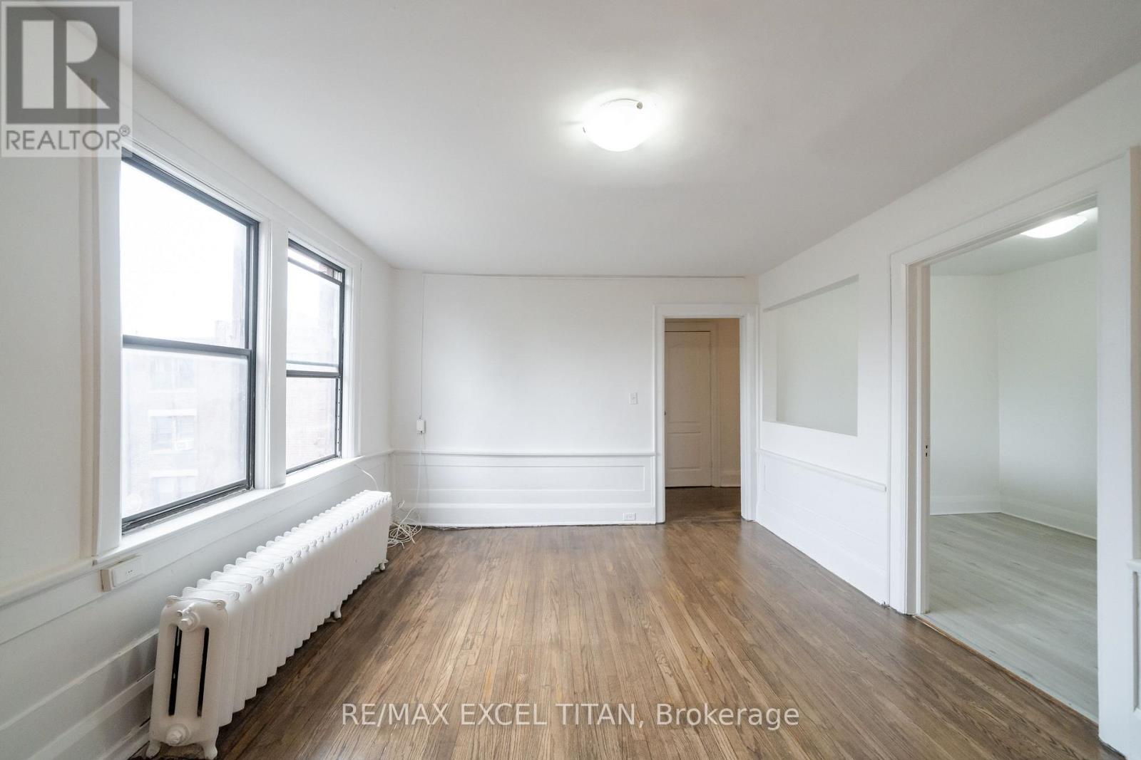 46 - 4 Kingston Road, Toronto, Ontario  M4L 1S4 - Photo 2 - E13091258