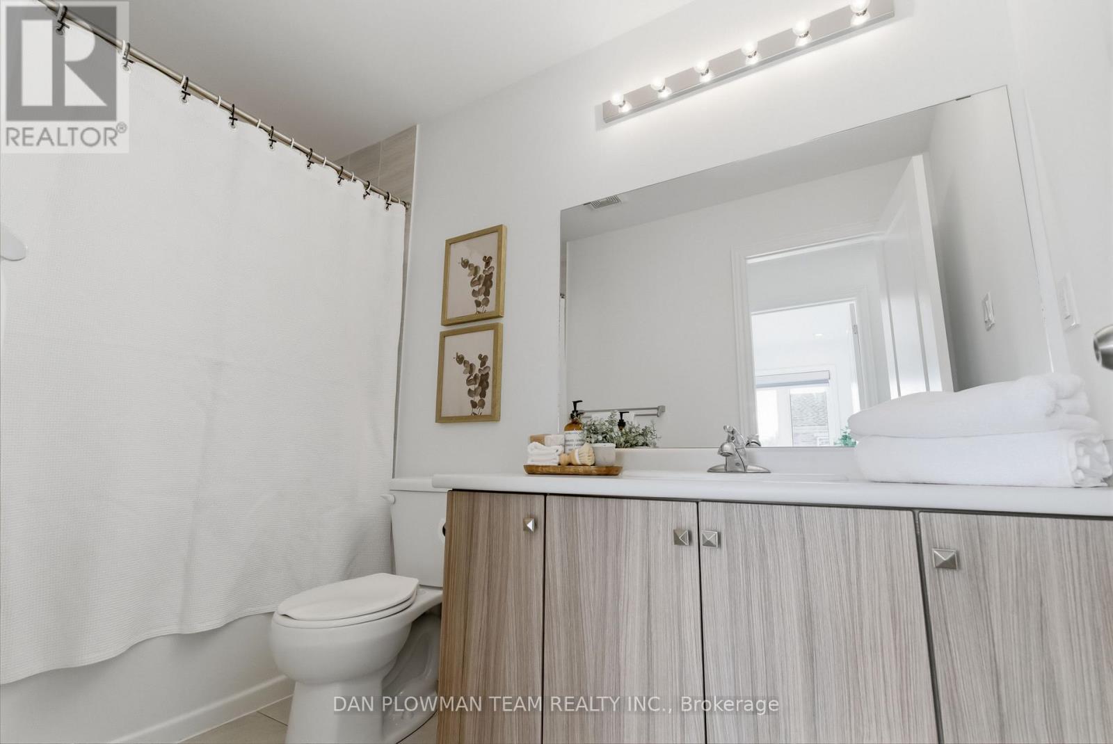 2431 Nantucket Chase, Pickering, Ontario  L1X 0E4 - Photo 32 - E13091268