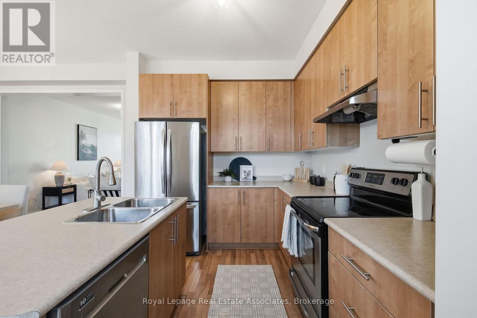 228 Brookhill Boulevard, Clarington, Ontario  L1C 0M2 - Photo 13 - E13091318