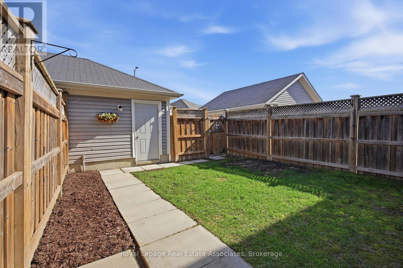 228 Brookhill Boulevard, Clarington, Ontario  L1C 0M2 - Photo 29 - E13091318