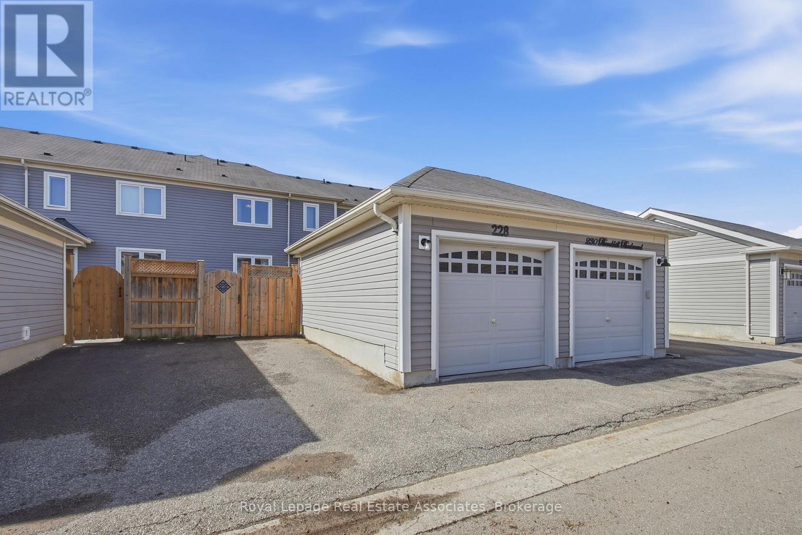 228 Brookhill Boulevard, Clarington, Ontario  L1C 0M2 - Photo 34 - E13091318