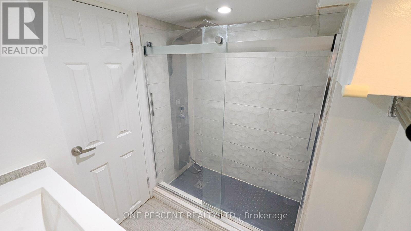 119 De Grassi Street, Toronto, Ontario  M4M 2K5 - Photo 14 - E13091364