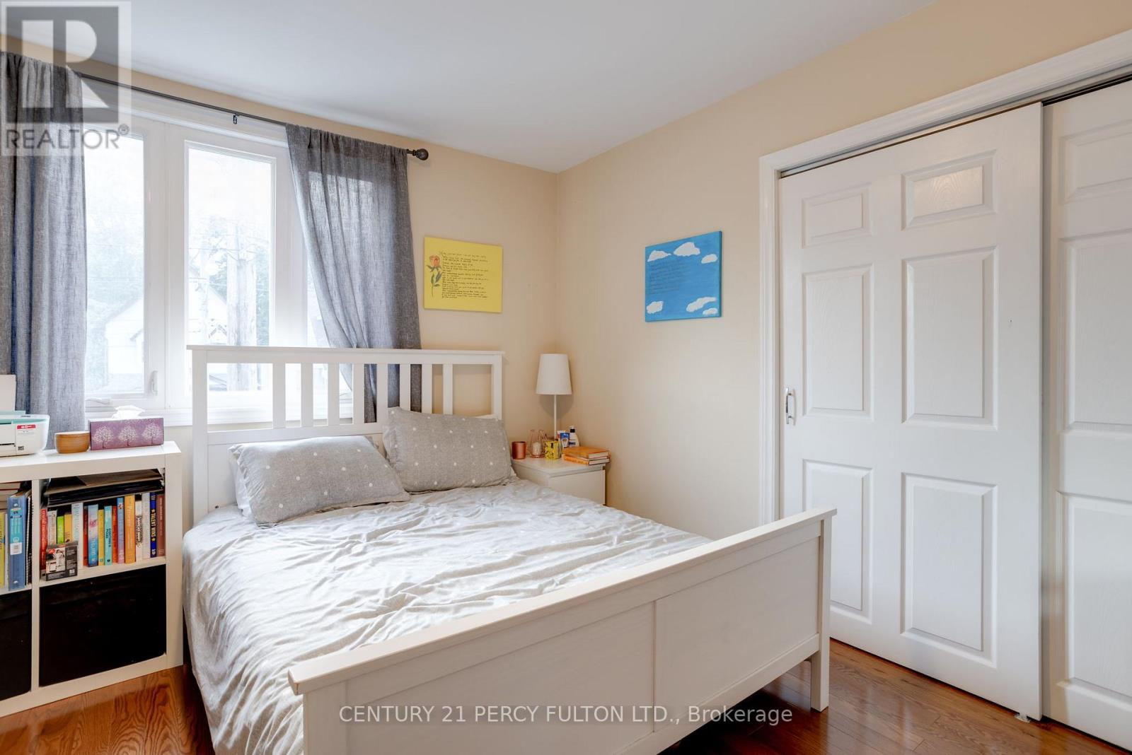 Main - 209 Coxwell Avenue, Toronto, Ontario  M4L 3B4 - Photo 15 - E13091568