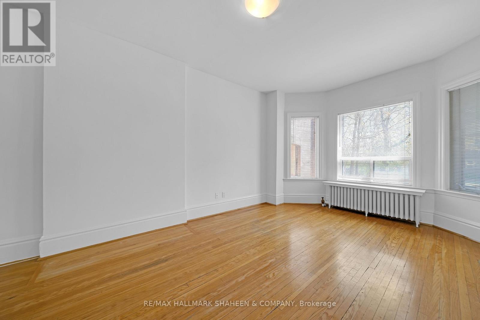 2 - 16 Foxbar Road, Toronto, Ontario  M4V 2G6 - Photo 2 - C13072906