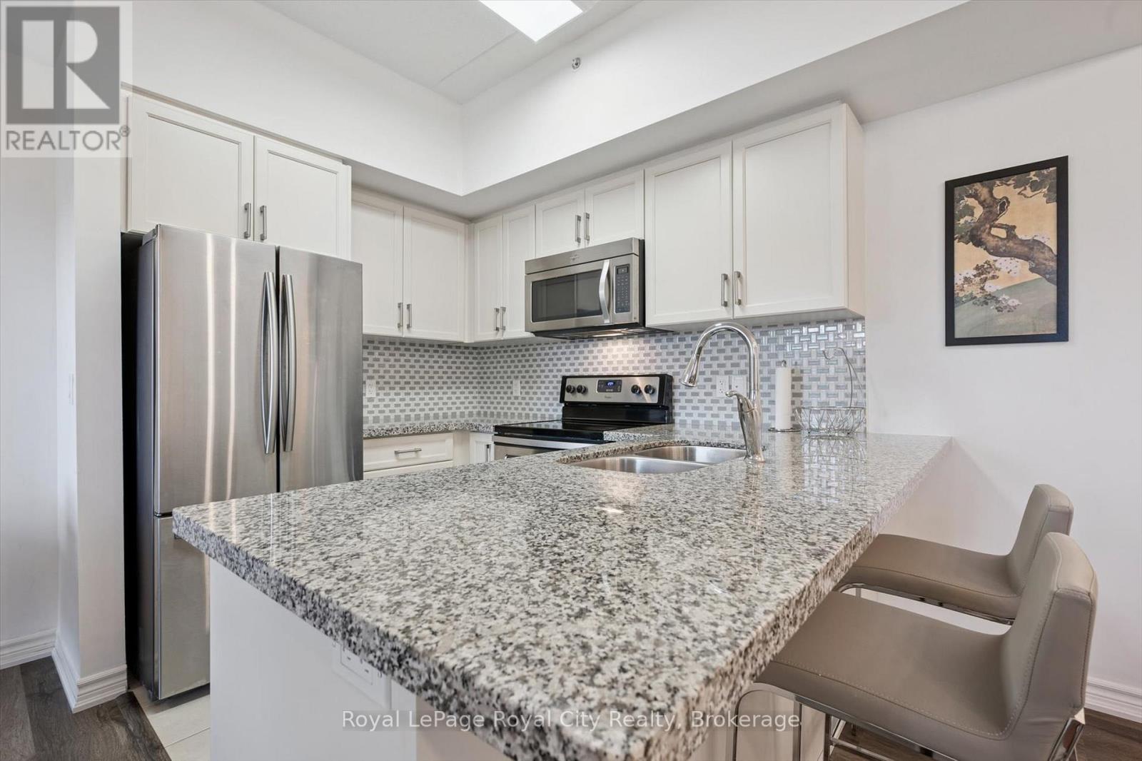 228 - 1077 Gordon Street, Guelph, Ontario  N1G 0E3 - Photo 4 - X12712944