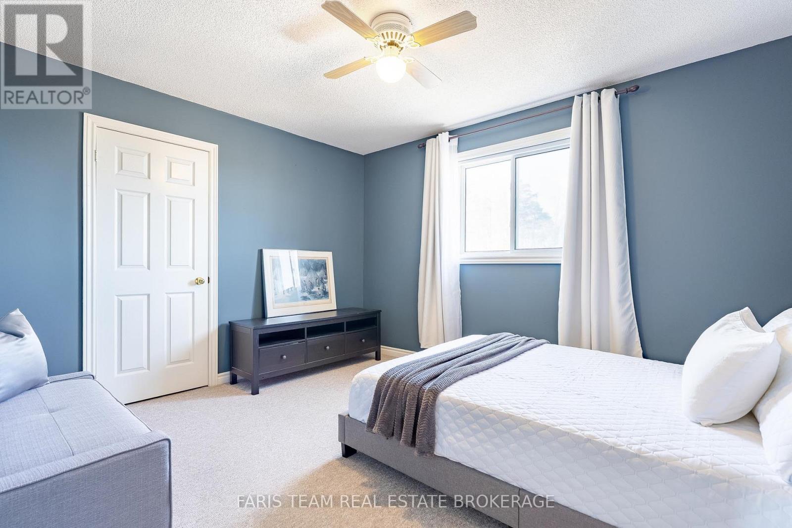 11 Berry Court, Barrie, Ontario  L4N 0J6 - Photo 23 - S12986420