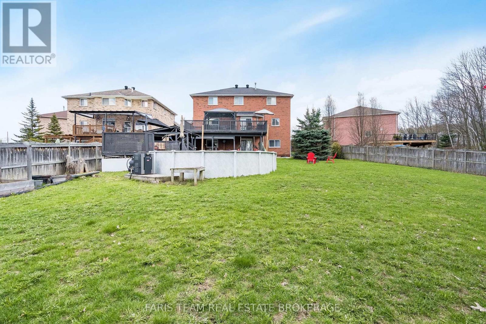 11 Berry Court, Barrie, Ontario  L4N 0J6 - Photo 45 - S12986420
