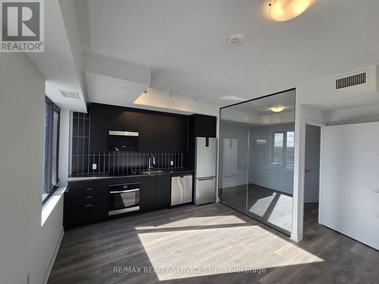 808 - 2920 Highway 7, Vaughan, Ontario  L4K 0P4 - Photo 2 - N13091416