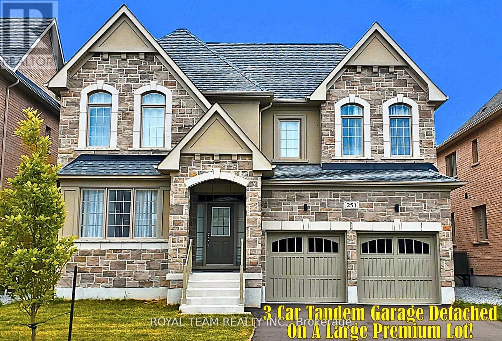 251 DANNY WHEELER BOULEVARD, Georgina, Ontario