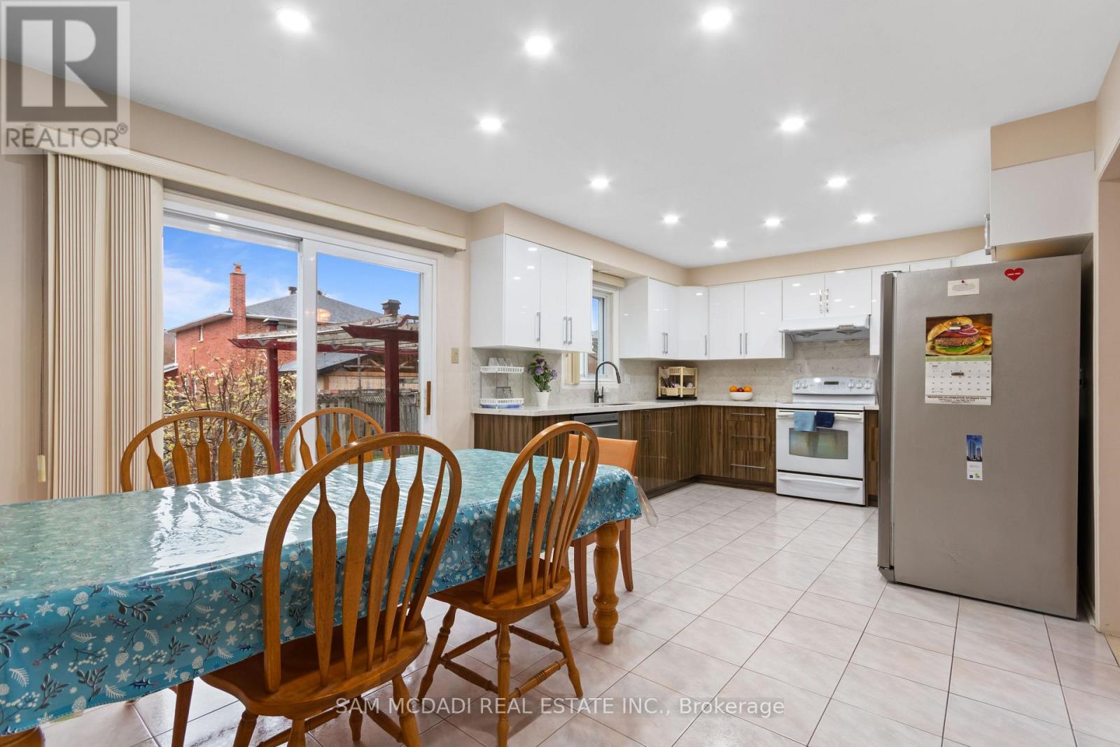 8 Brooklyn Crescent, Markham, Ontario  L3P 7C1 - Photo 10 - N13091520