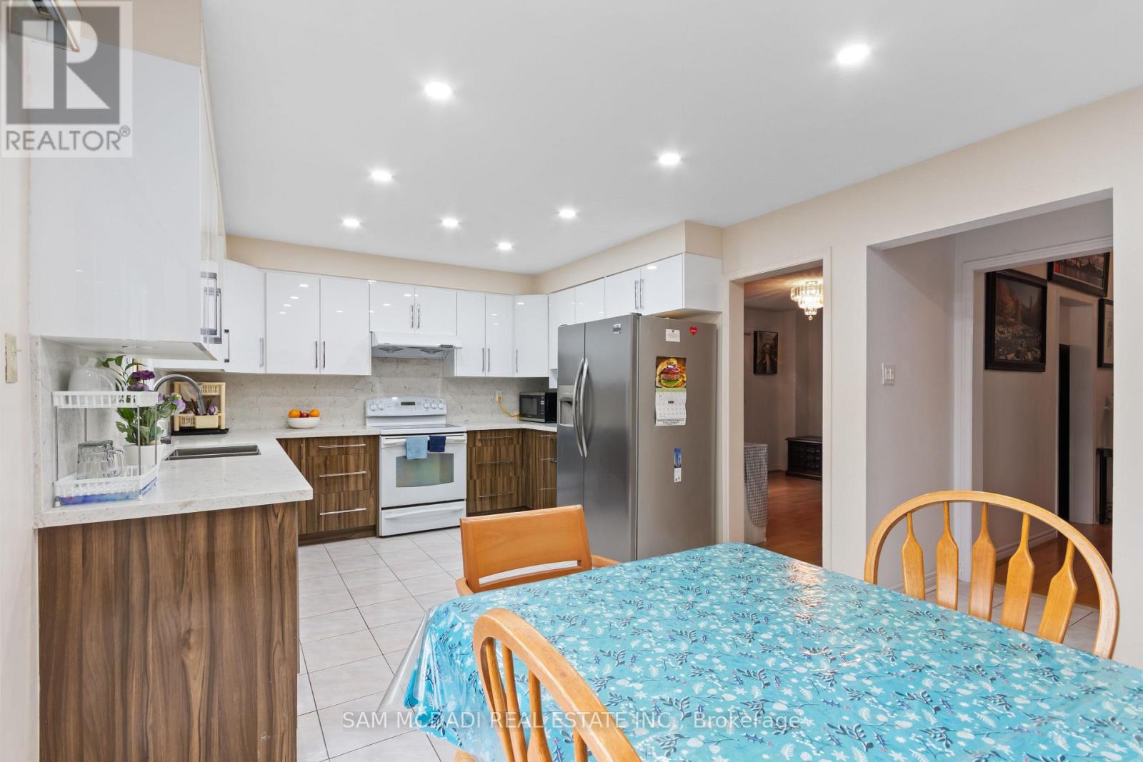 8 Brooklyn Crescent, Markham, Ontario  L3P 7C1 - Photo 14 - N13091520