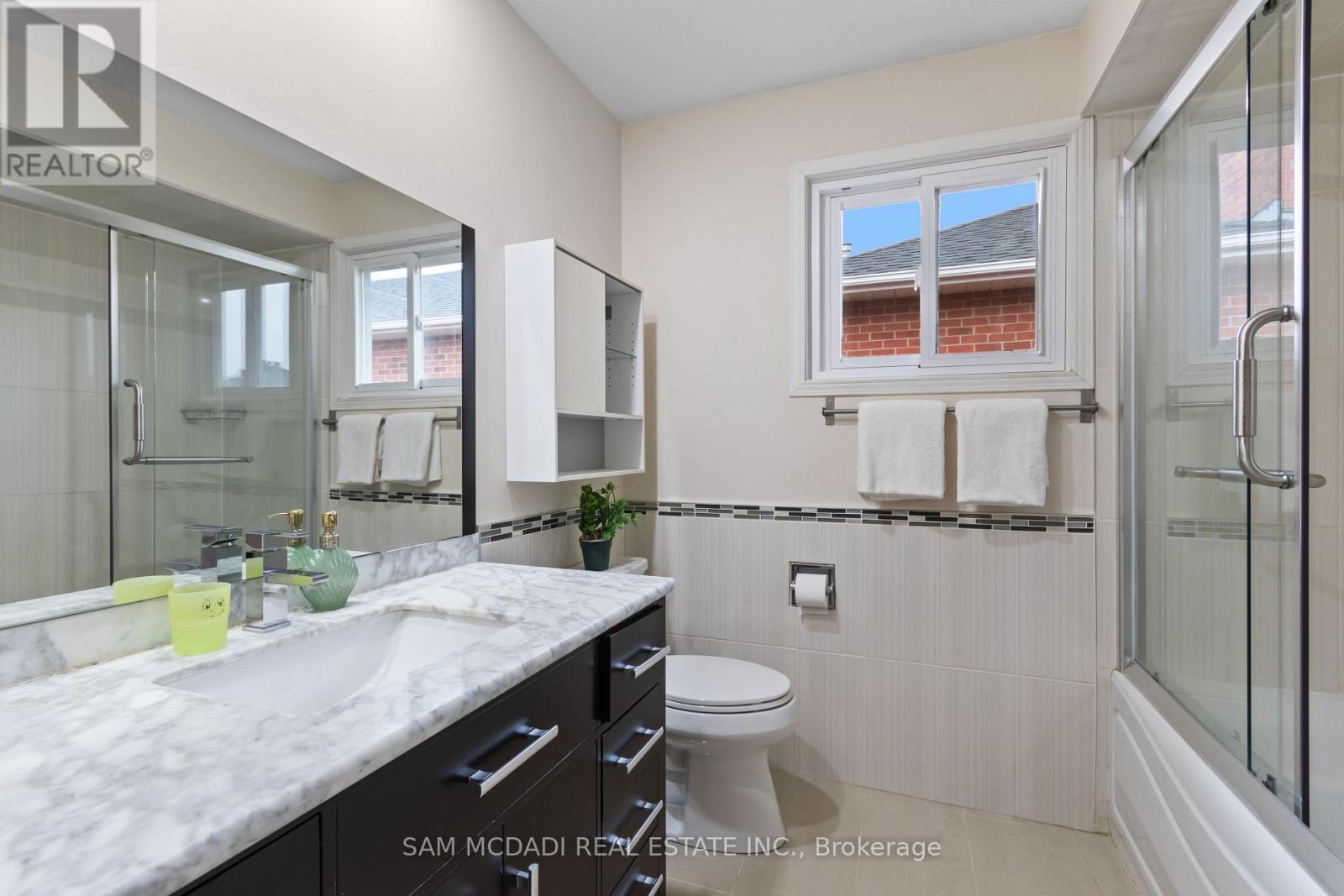 8 Brooklyn Crescent, Markham, Ontario  L3P 7C1 - Photo 18 - N13091520