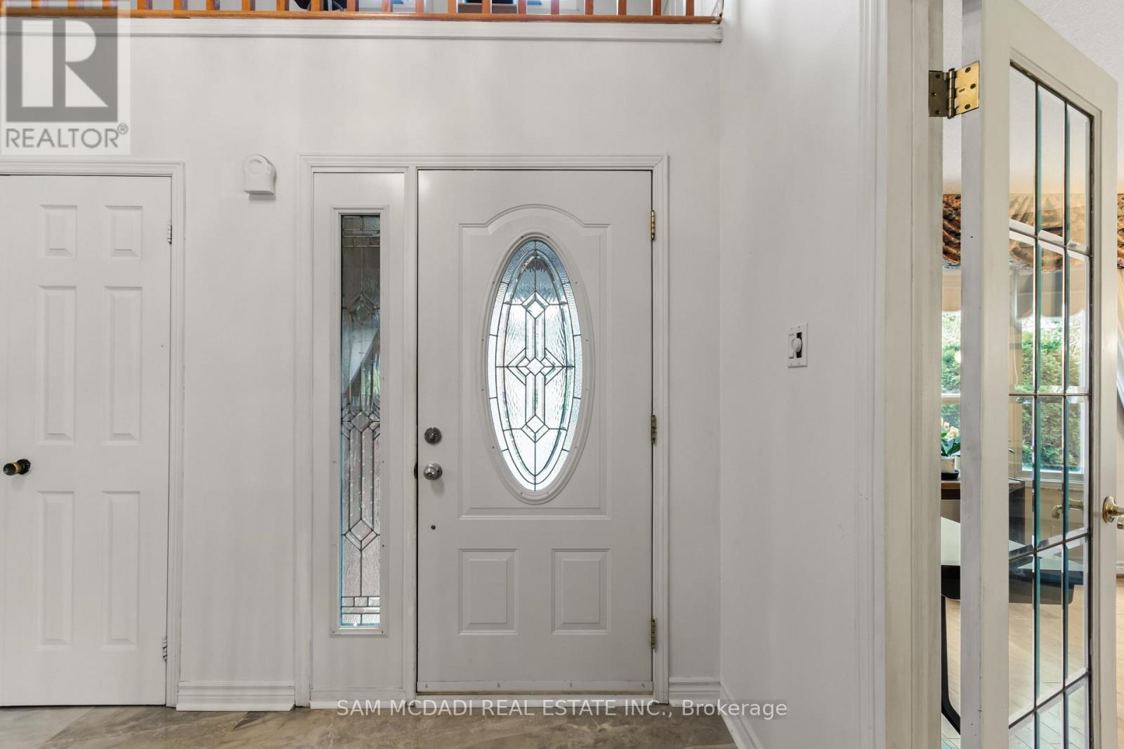 8 Brooklyn Crescent, Markham, Ontario  L3P 7C1 - Photo 2 - N13091520