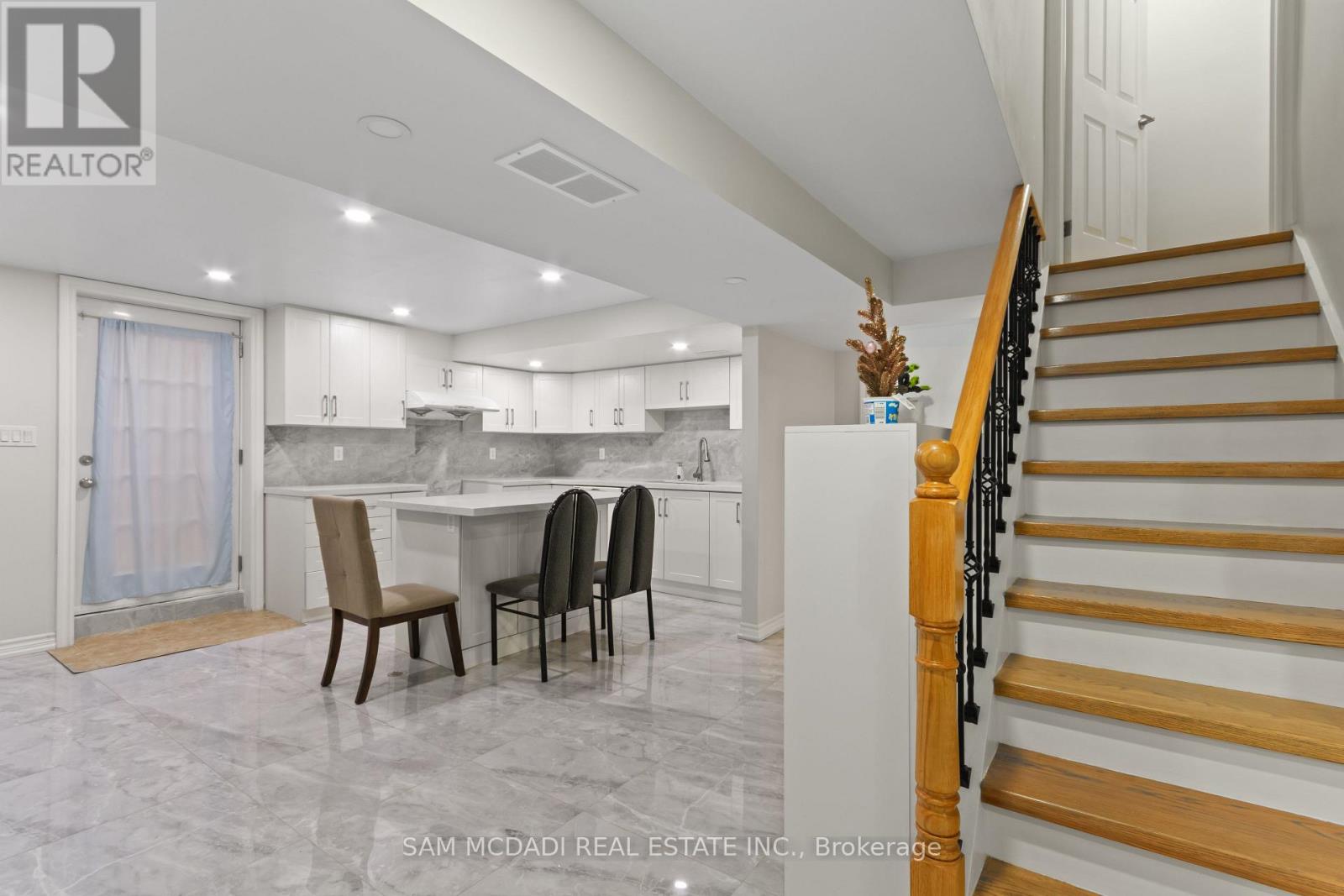8 Brooklyn Crescent, Markham, Ontario  L3P 7C1 - Photo 34 - N13091520