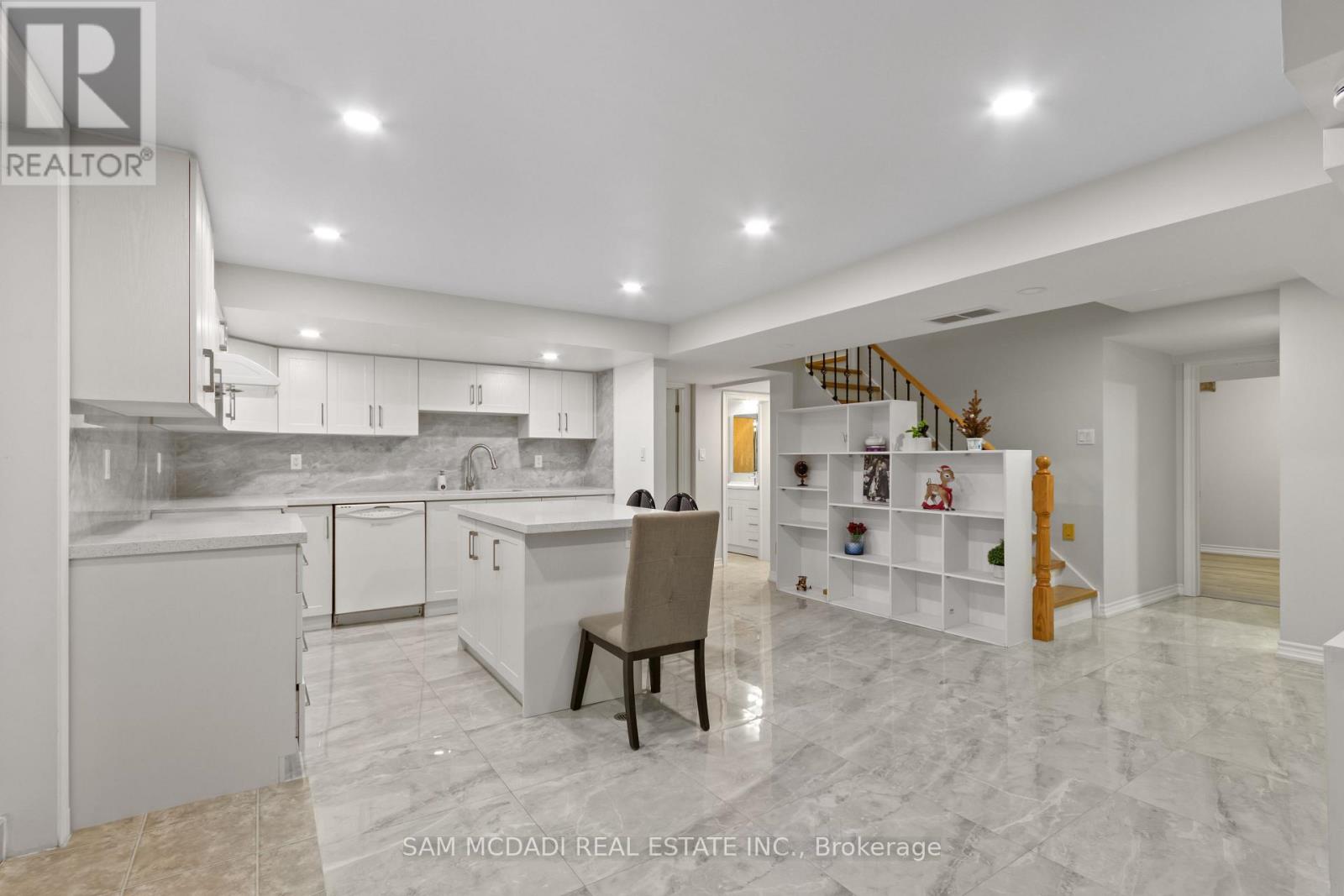 8 Brooklyn Crescent, Markham, Ontario  L3P 7C1 - Photo 35 - N13091520
