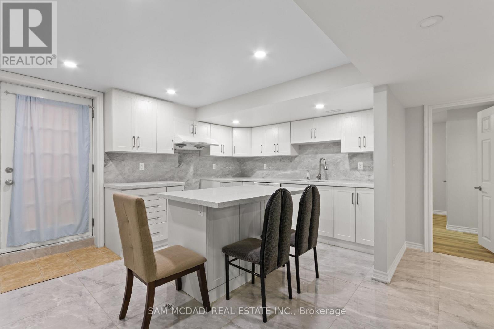 8 Brooklyn Crescent, Markham, Ontario  L3P 7C1 - Photo 39 - N13091520