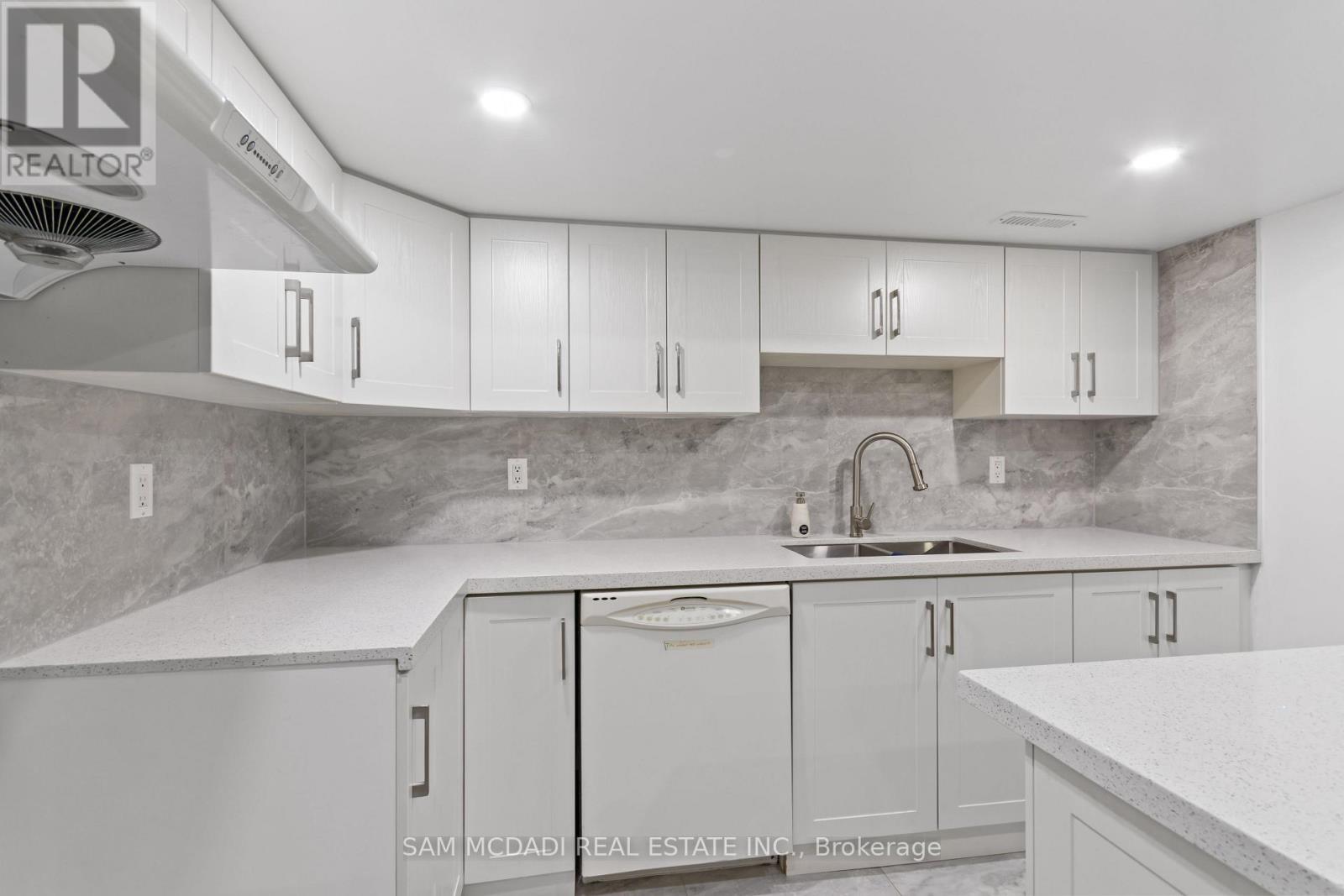 8 Brooklyn Crescent, Markham, Ontario  L3P 7C1 - Photo 40 - N13091520
