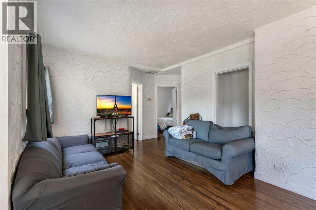 412 23 Avenue Ne, Calgary, Alberta  T2E 1V9 - Photo 13 - A2285446