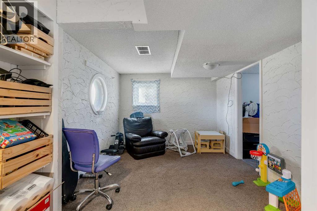 412 23 Avenue Ne, Calgary, Alberta  T2E 1V9 - Photo 21 - A2285446
